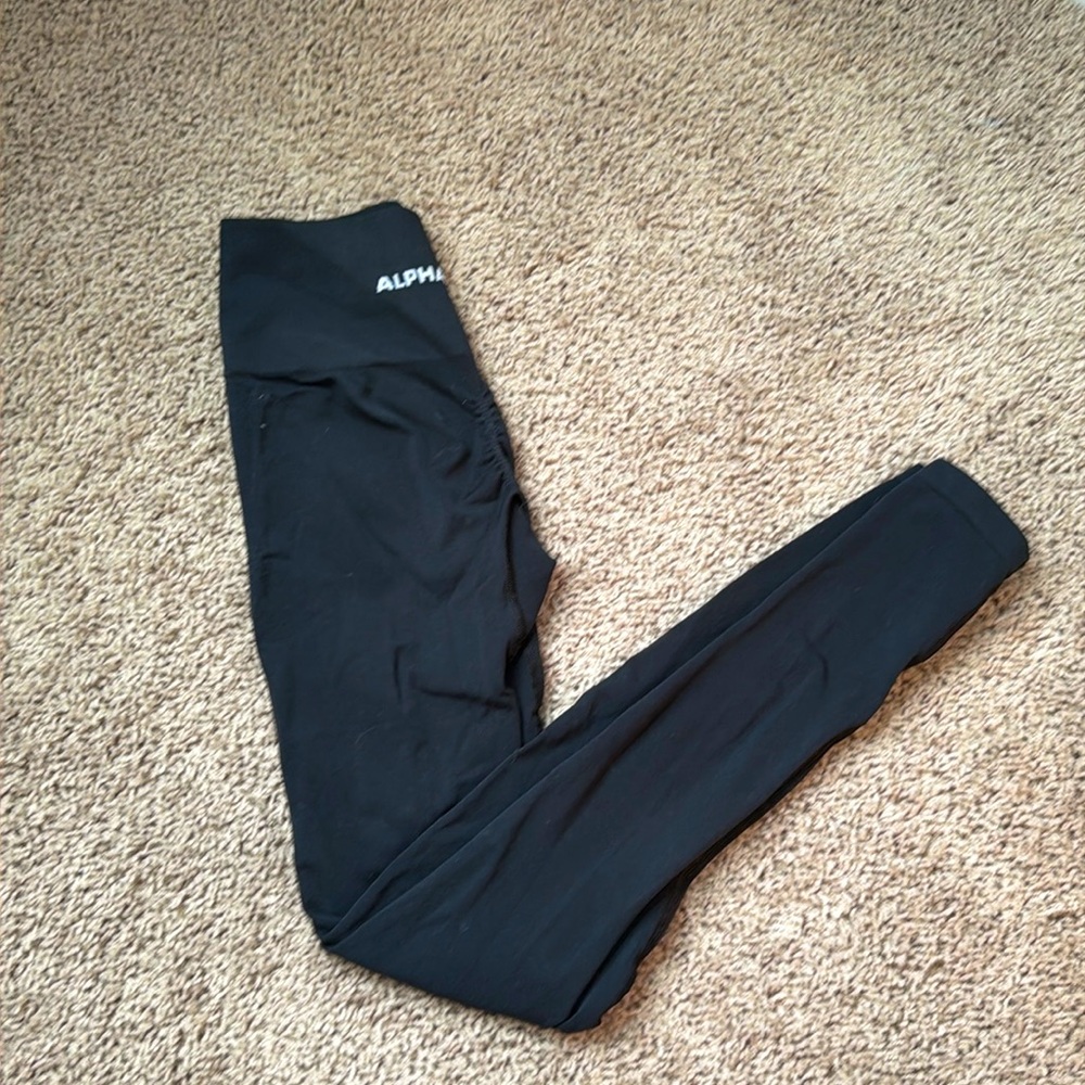 Black Alphalete seamless leggings size XS